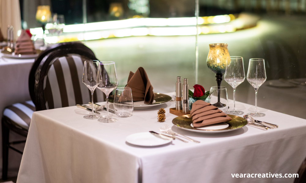 How Restaurants Can Improve their Online Presence in 2023